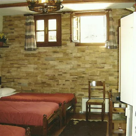 Rigas Арахова