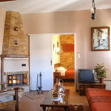 Rigas Арахова